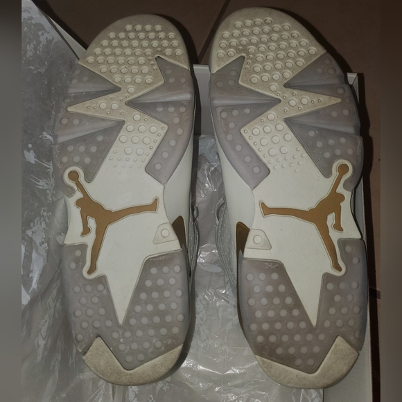 Jordan's retro 6s in its original box  size" 9 -  men - Picture 3 of 4